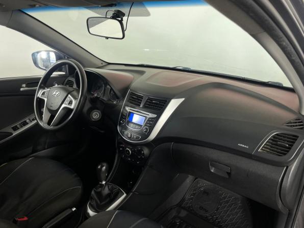 Hyundai Solaris I с пробегом 2013 года, цена 664 000 рублей, 228000 км, хэтчбек, Автокод Объявления