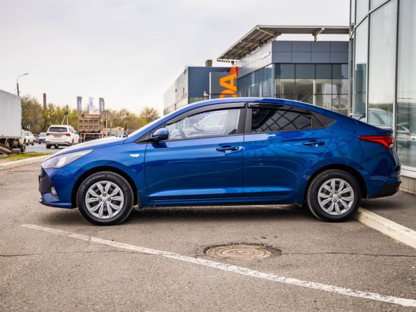Hyundai Solaris II Рестайлинг с пробегом 2021 года, цена 1 535 000 рублей, 57260 км, седан, Автокод Объявления