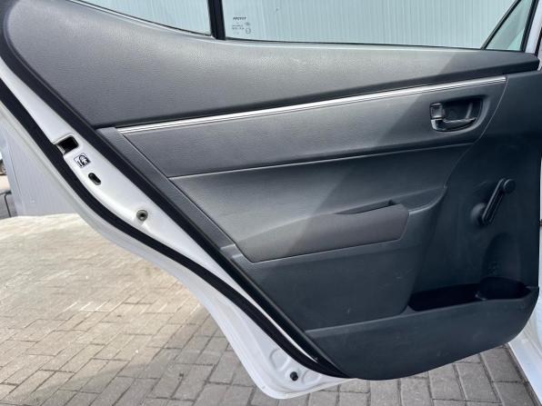 Toyota Corolla XI (E160 E170 E180) с пробегом 2013 года, цена 1 640 000 рублей, 69572 км, седан, Автокод Объявления