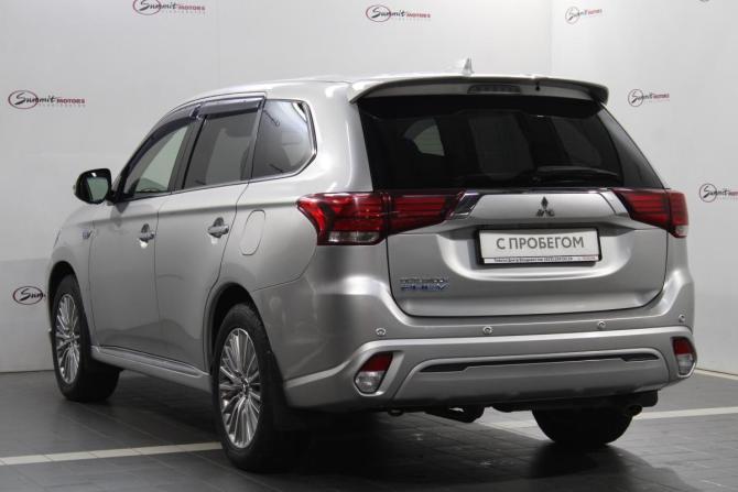Mitsubishi Outlander III Рестайлинг 3 с пробегом 2019 года, цена 2 990 000 рублей, 90728 км, внедорожник, Автокод Объявления