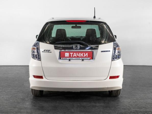 Honda Fit Shuttle I с пробегом 2012 года, цена 880 500 рублей, 205348 км, универсал, Автокод Объявления