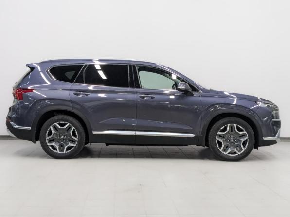 Hyundai Santa Fe IV Рестайлинг с пробегом 2022 года, цена 4 089 000 рублей, 41762 км, внедорожник, Автокод Объявления