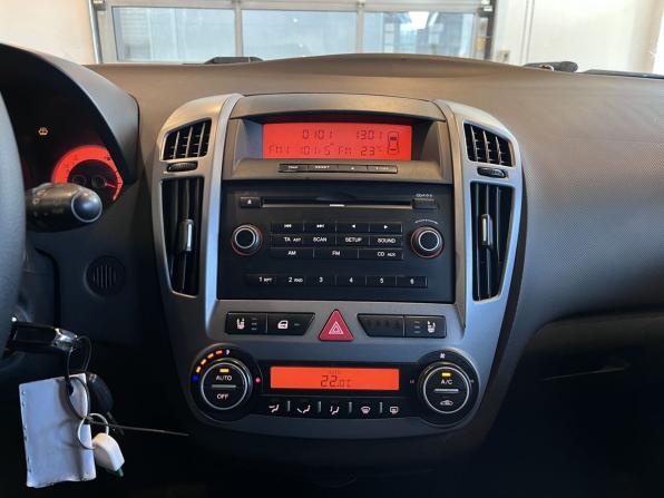 Kia Ceed I с пробегом 2008 года, цена 560 000 рублей, 297203 км, хэтчбек, Автокод Объявления