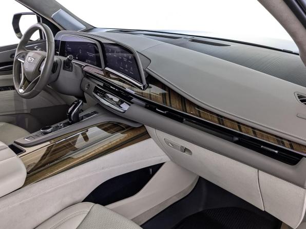 Cadillac Escalade V с пробегом 2021 года, цена 9 650 000 рублей, 75261 км, внедорожник, Автокод Объявления