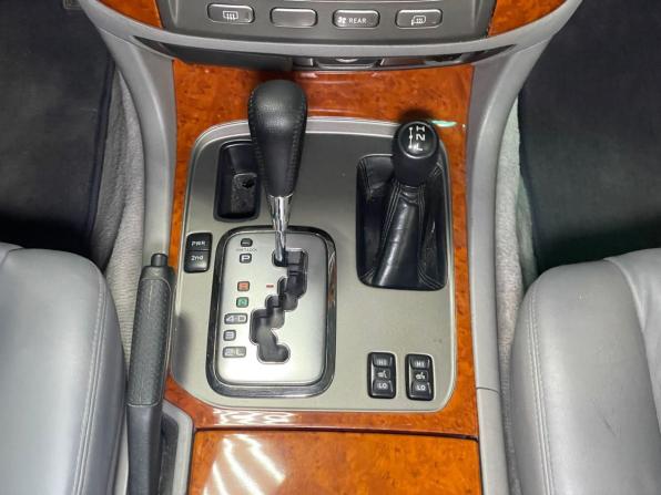 Toyota Land Cruiser 100 Series Рестайлинг 2 с пробегом 2006 года, цена 2 655 000 рублей, 399786 км, внедорожник, Автокод Объявления