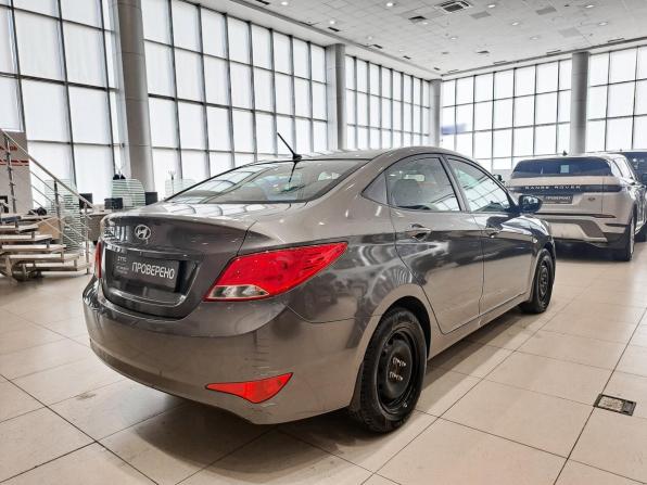 Hyundai Solaris I Рестайлинг с пробегом 2016 года, цена 900 000 рублей, 102269 км, седан, Автокод Объявления