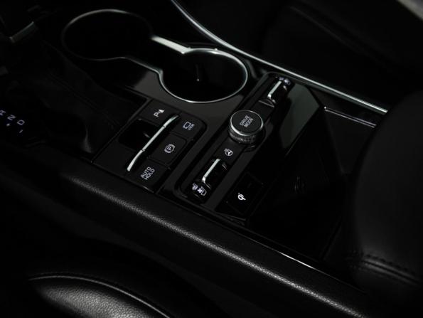 Kia K5 III с пробегом 2020 года, цена 2 749 700 рублей, 57311 км, седан, Автокод Объявления