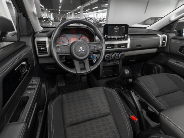 Mitsubishi L200 VI с пробегом 2025 года, цена 4 700 000 рублей, 20 км, пикап, Автокод Объявления