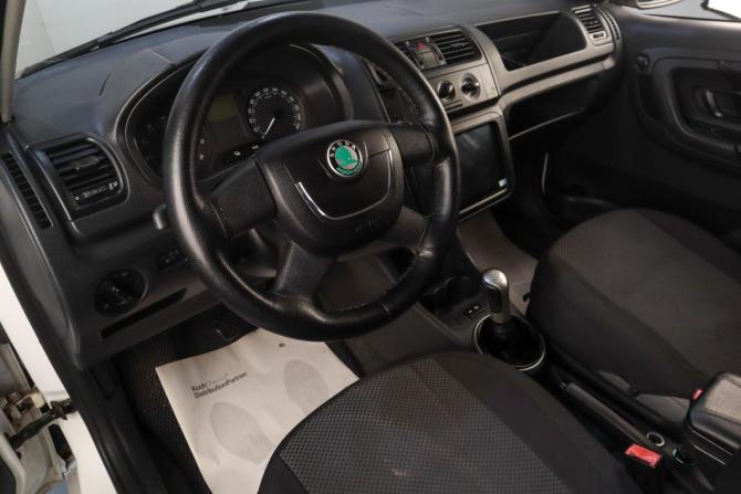Skoda Fabia II с пробегом 2010 года, цена 459 000 рублей, 137000 км, хэтчбек, Автокод Объявления