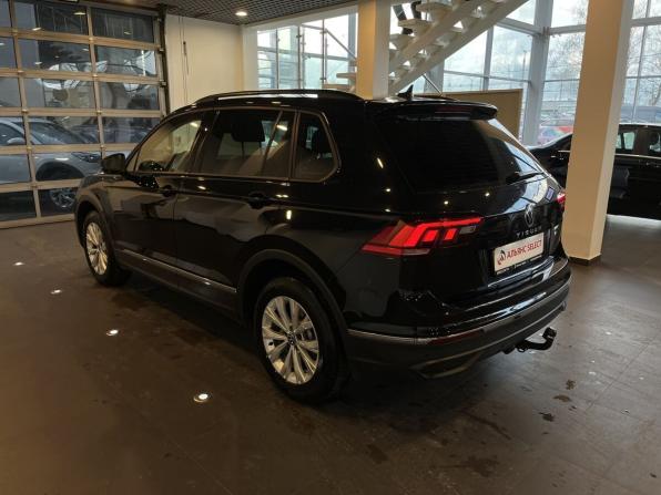 Volkswagen Tiguan II Рестайлинг с пробегом 2021 года, цена 2 365 000 рублей, 104364 км, внедорожник, Автокод Объявления