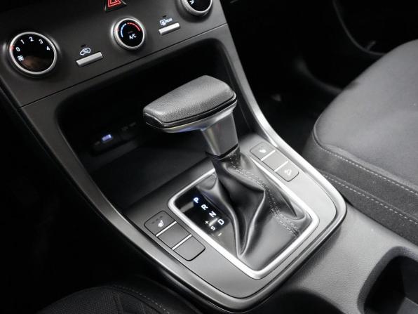 Hyundai Creta II с пробегом 2022 года, цена 2 150 000 рублей, 62037 км, внедорожник, Автокод Объявления