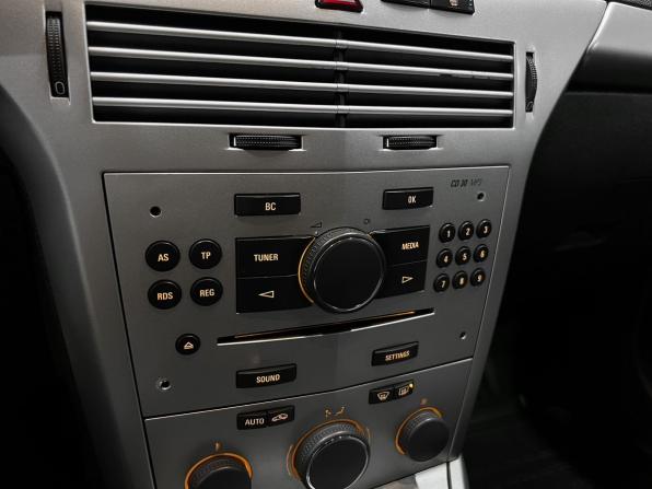 Opel Astra H Рестайлинг с пробегом 2014 года, цена 665 000 рублей, 189637 км, хэтчбек, Автокод Объявления