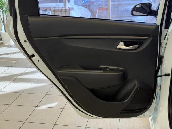 Kia Rio IV с пробегом 2019 года, цена 1 320 000 рублей, 130449 км, седан, Автокод Объявления
