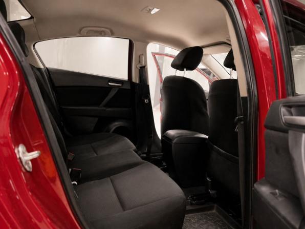 Mazda 3 II (BL) Рестайлинг с пробегом 2012 года, цена 999 000 рублей, 179000 км, седан, Автокод Объявления