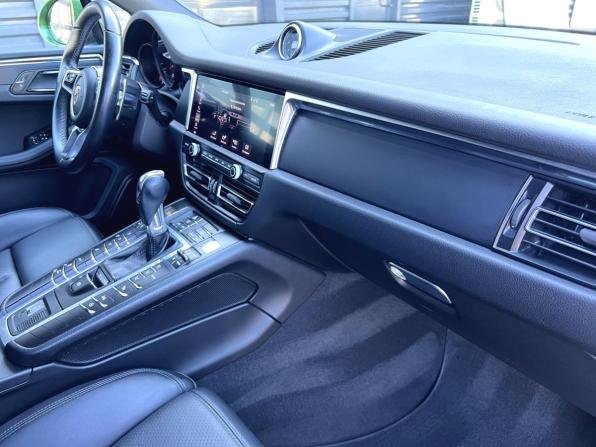 Porsche Macan I Рестайлинг с пробегом 2019 года, цена 5 350 000 рублей, 61380 км, внедорожник, Автокод Объявления