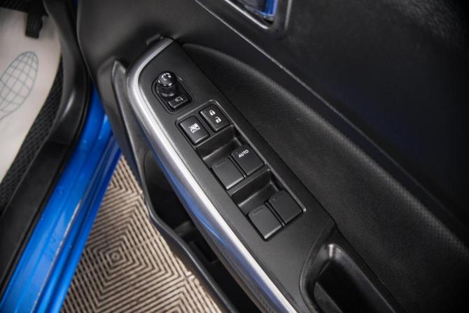 Suzuki Swift IV Рестайлинг с пробегом 2017 года, цена 1 439 000 рублей, 139245 км, хэтчбек, Автокод Объявления