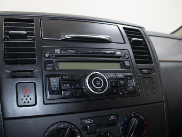 Nissan Tiida I Рестайлинг с пробегом 2011 года, цена 889 900 рублей, 139535 км, хэтчбек, Автокод Объявления