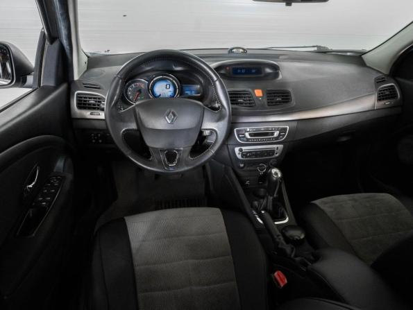 Renault Fluence I Рестайлинг с пробегом 2014 года, цена 860 000 рублей, 158454 км, седан, Автокод Объявления