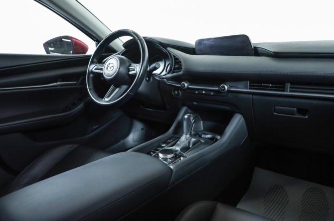 Mazda 3 IV (BP) с пробегом 2020 года, цена 1 899 000 рублей, 40224 км, седан, Автокод Объявления