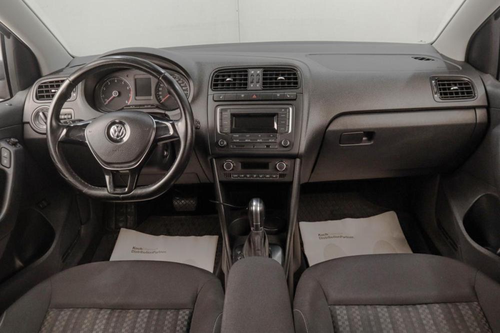 Volkswagen Polo V Рестайлинг Челябинск  - изображение 13