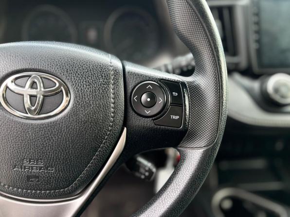 Toyota RAV4 IV (XA40) Рестайлинг с пробегом 2015 года, цена 2 270 000 рублей, 137000 км, внедорожник, Автокод Объявления