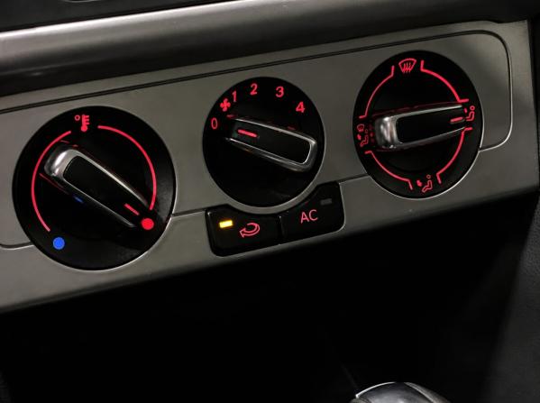 Volkswagen Polo V с пробегом 2013 года, цена 899 500 рублей, 185557 км, седан, Автокод Объявления