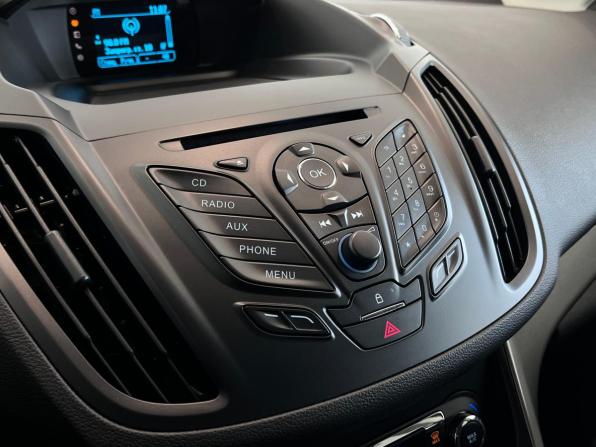 Ford Kuga II с пробегом 2015 года, цена 1 470 000 рублей, 111316 км, внедорожник, Автокод Объявления