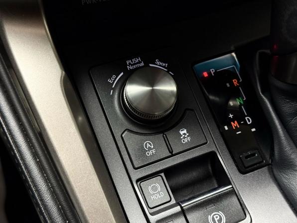 Lexus NX I Рестайлинг с пробегом 2018 года, цена 2 899 000 рублей, 170757 км, внедорожник, Автокод Объявления
