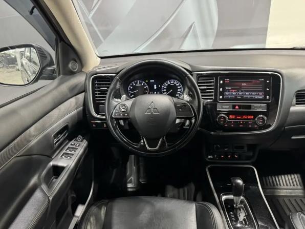 Mitsubishi Outlander III Рестайлинг 3 с пробегом 2019 года, цена 2 540 000 рублей, 135800 км, внедорожник, Автокод Объявления