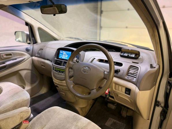 Toyota Estima II с пробегом 2003 года, цена 779 000 рублей, 354219 км, минивэн, Автокод Объявления