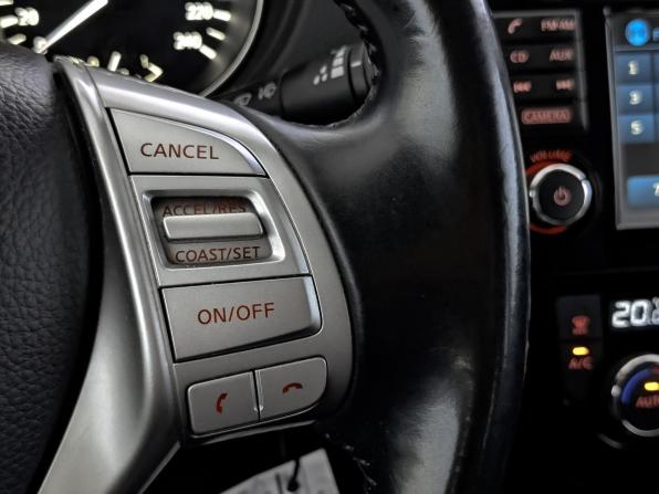 Nissan Qashqai II с пробегом 2015 года, цена 1 300 000 рублей, 172094 км, внедорожник, Автокод Объявления