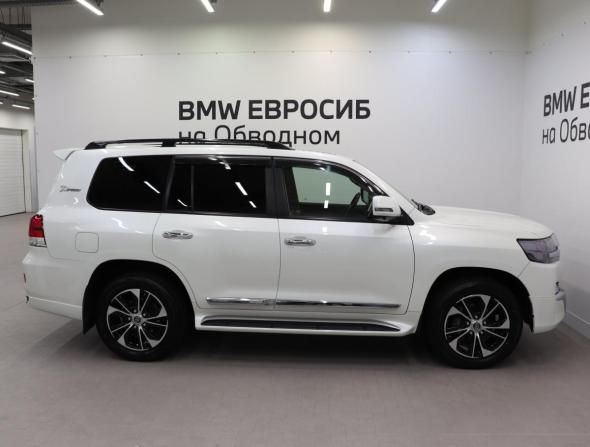 Toyota Land Cruiser 200 Series Рестайлинг 2 с пробегом 2021 года, цена 7 990 000 рублей, 49534 км, внедорожник, Автокод Объявления