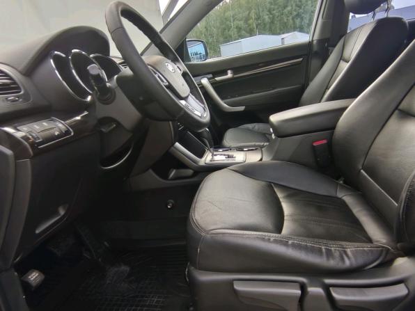 Kia Sorento II с пробегом 2012 года, цена 1 580 000 рублей, 120100 км, внедорожник, Автокод Объявления