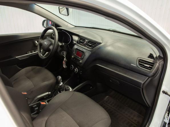 Kia Rio III с пробегом 2014 года, цена 935 000 рублей, 173169 км, седан, Автокод Объявления