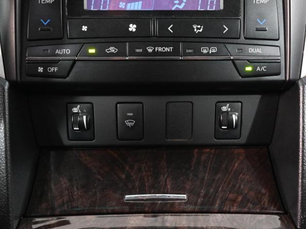 Toyota Camry VII (XV50) Рестайлинг с пробегом 2016 года, цена 1 799 000 рублей, 183165 км, седан, Автокод Объявления