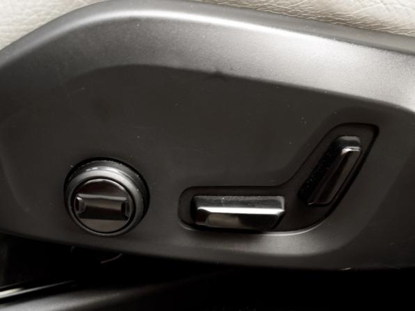 Volvo XC60 II с пробегом 2019 года, цена 3 465 000 рублей, 55179 км, внедорожник, Автокод Объявления