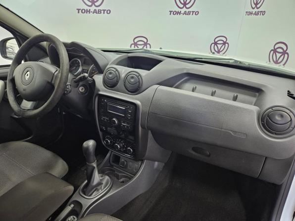 Renault Duster I с пробегом 2014 года, цена 762 000 рублей, 121090 км, внедорожник, Автокод Объявления