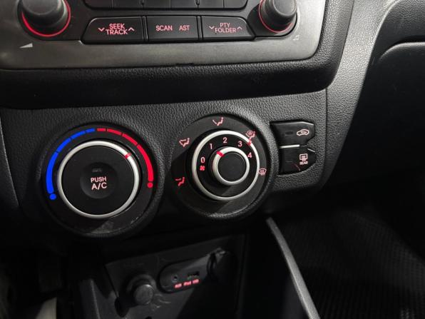 Kia Rio III с пробегом 2013 года, цена 700 000 рублей, 183151 км, седан, Автокод Объявления