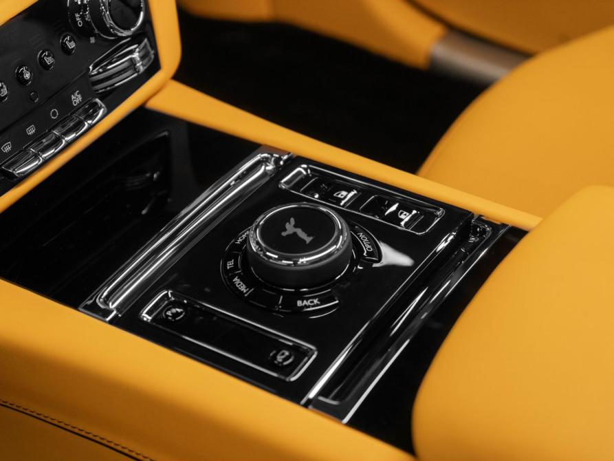 Rolls-Royce Spectre Москва  - изображение 24