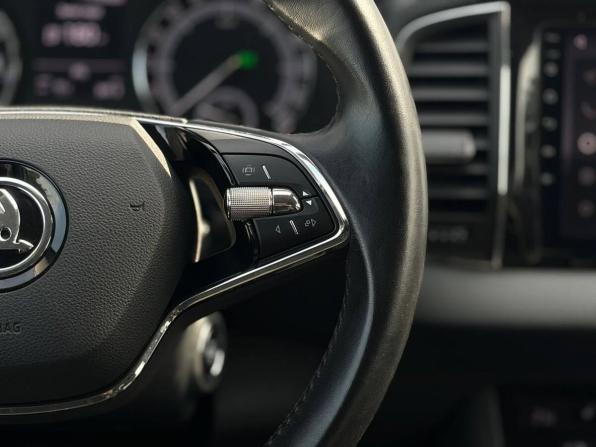 Skoda Karoq I с пробегом 2021 года, цена 2 259 000 рублей, 74641 км, внедорожник, Автокод Объявления