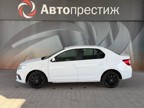 Renault Logan II Рестайлинг с пробегом 2021 года, цена 940 000 рублей, 27393 км, седан, Автокод Объявления