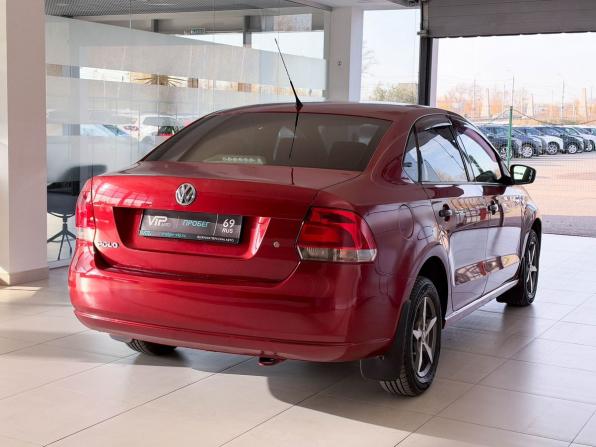 Volkswagen Polo V с пробегом 2011 года, цена 640 000 рублей, 211633 км, седан, Автокод Объявления