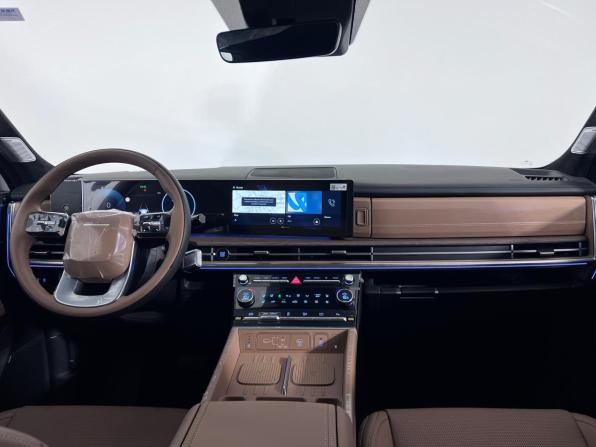 Hyundai Santa Fe V (MX5) с пробегом 2026 года, цена 5 750 000 рублей, 10 км, внедорожник, Автокод Объявления