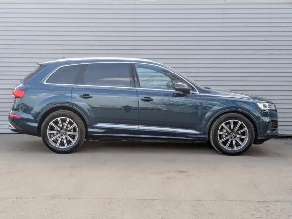 Audi Q7 II (4M) Рестайлинг с пробегом 2022 года, цена 9 500 000 рублей, 9850 км, внедорожник, Автокод Объявления