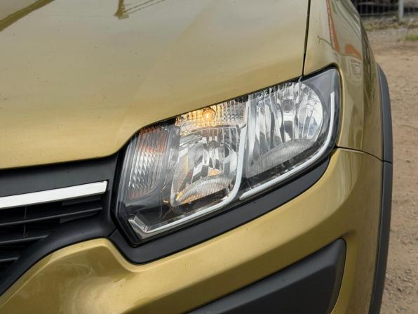 Renault Sandero II с пробегом 2017 года, цена 1 100 000 рублей, 99403 км, хэтчбек, Автокод Объявления