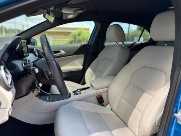 Mercedes-Benz A-Класс III (W176) с пробегом 2014 года, цена 1 685 000 рублей, 23600 км, хэтчбек, Автокод Объявления