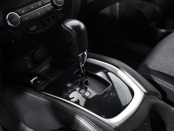 Nissan Qashqai II с пробегом 2014 года, цена 1 068 000 рублей, 240105 км, внедорожник, Автокод Объявления