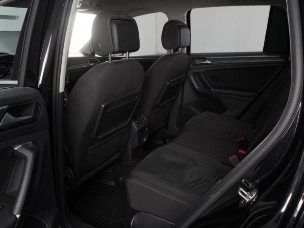 Volkswagen Tiguan II с пробегом 2018 года, цена 2 849 000 рублей, 125359 км, внедорожник, Автокод Объявления
