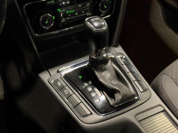 Skoda Superb II Рестайлинг с пробегом 2013 года, цена 1 240 000 рублей, 221448 км, лифтбек, Автокод Объявления
