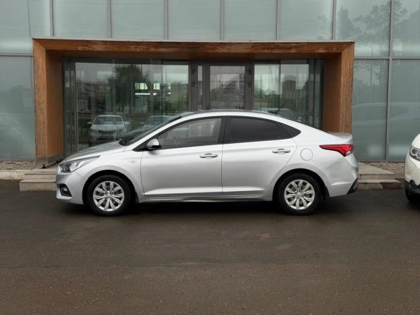Hyundai Solaris II с пробегом 2018 года, цена 1 050 000 рублей, 214966 км, седан, Автокод Объявления